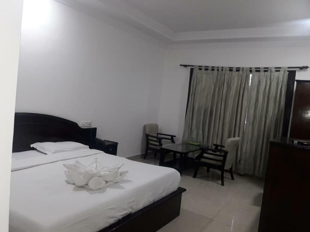 Hotel Vindhwashni Haldwani Exterior photo
